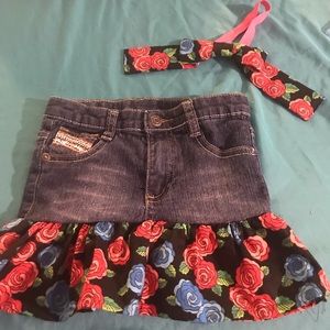 Refashioned jean skirt. UP0019